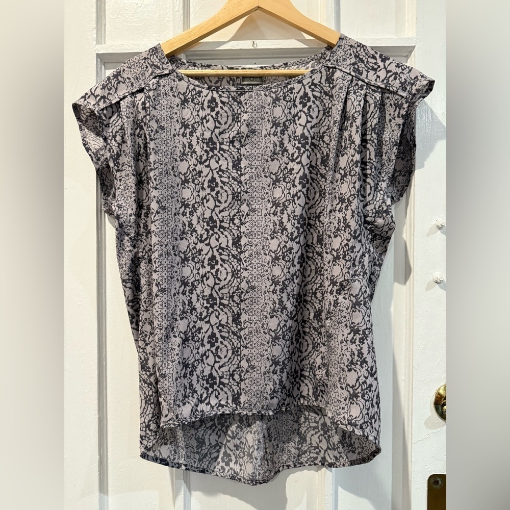 Converse Women's Lace Pattern Blouse in Black and White